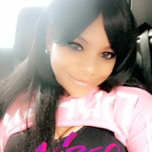 Meet your Posher, Tashia